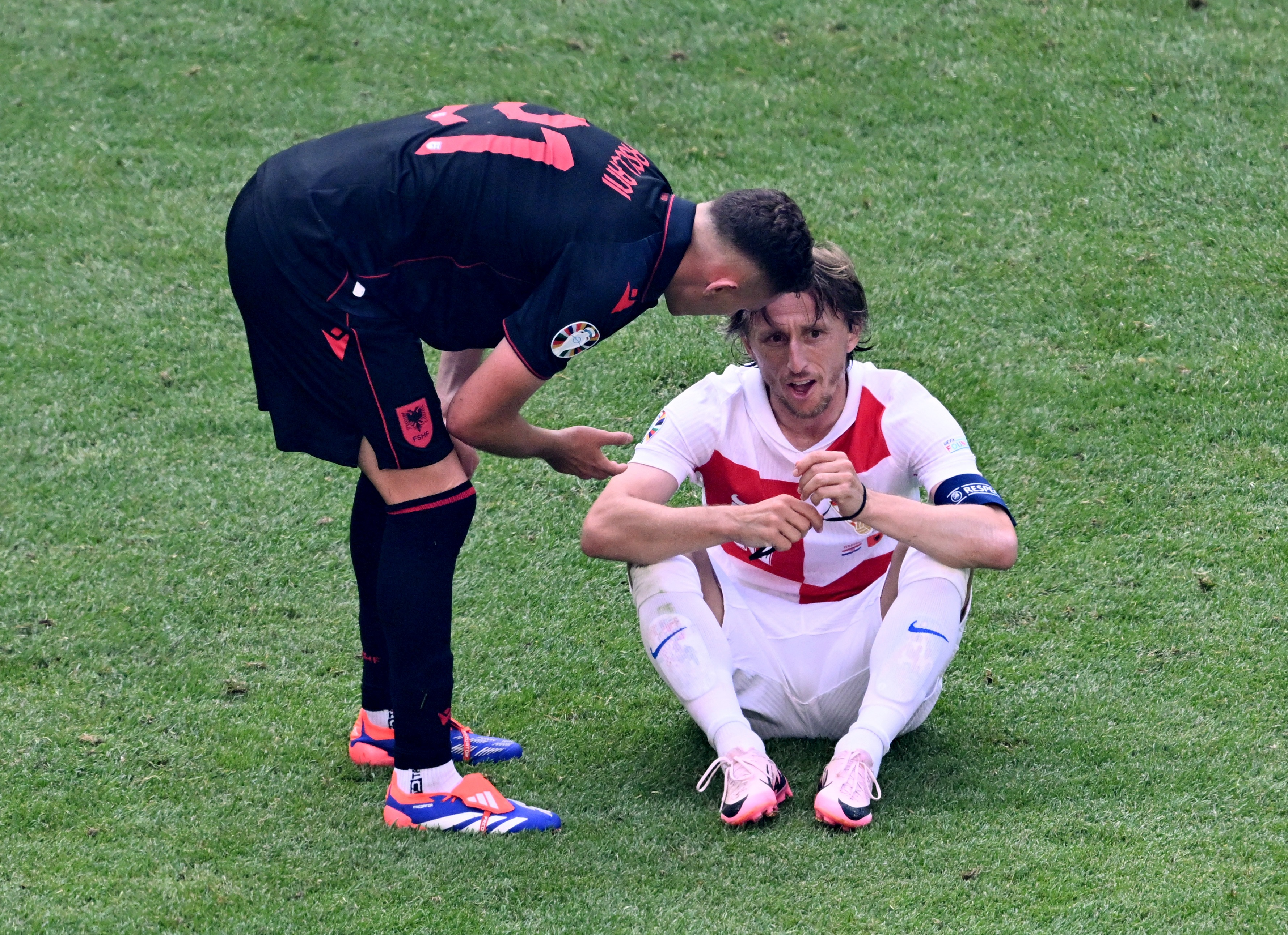 克罗地亚4次补时后错失胜利是欧洲杯历史之最，英格兰2次
